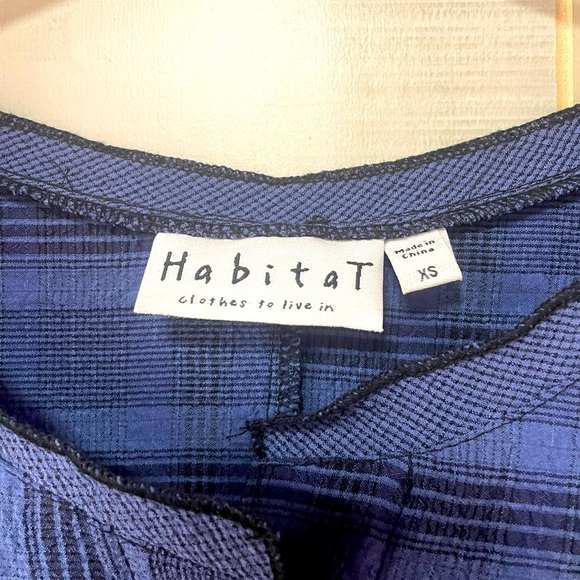 Habitat Blue Black Plaid Patchwork Button Front Asymmetrical Hi LowHem Top Sz XS - Picture 3 of 6